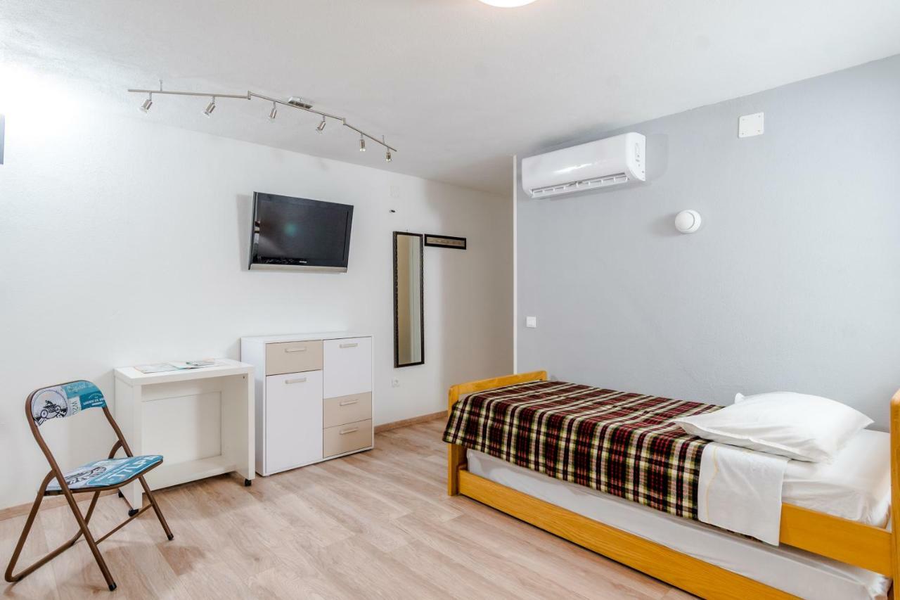 2 Apartmans "Metro" And "Gum" Lägenhet Split Exteriör bild